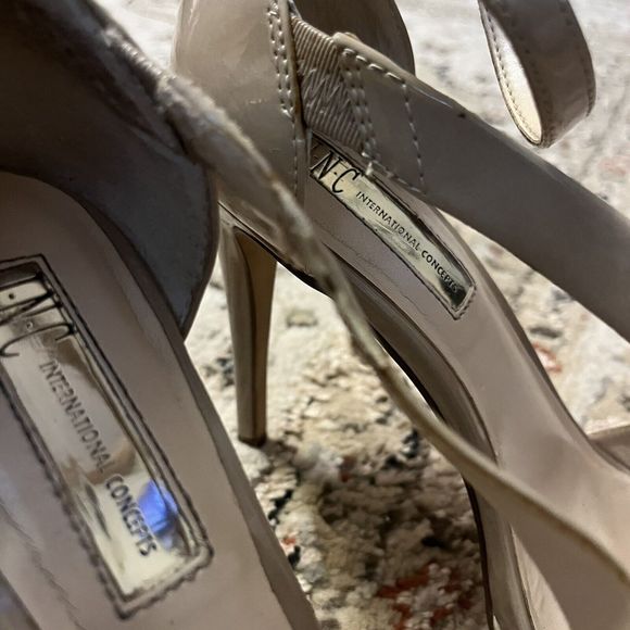 INC International Concepts Women's Suzi High Heel 5.5 Platform Sandal Oatmeal 7M - Picture 6 of 7